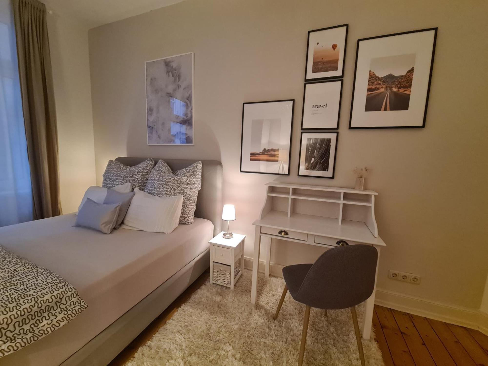 Home Away From Home Stylish Central Netflix Kitchen Wiesbaden Esterno foto